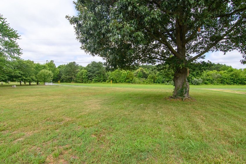 Enjoy single story living in this large, 2070 sq. ft., home on - photo 3