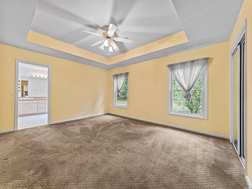Tucked inside the gated community of Hot Springs Village, this - photo 27