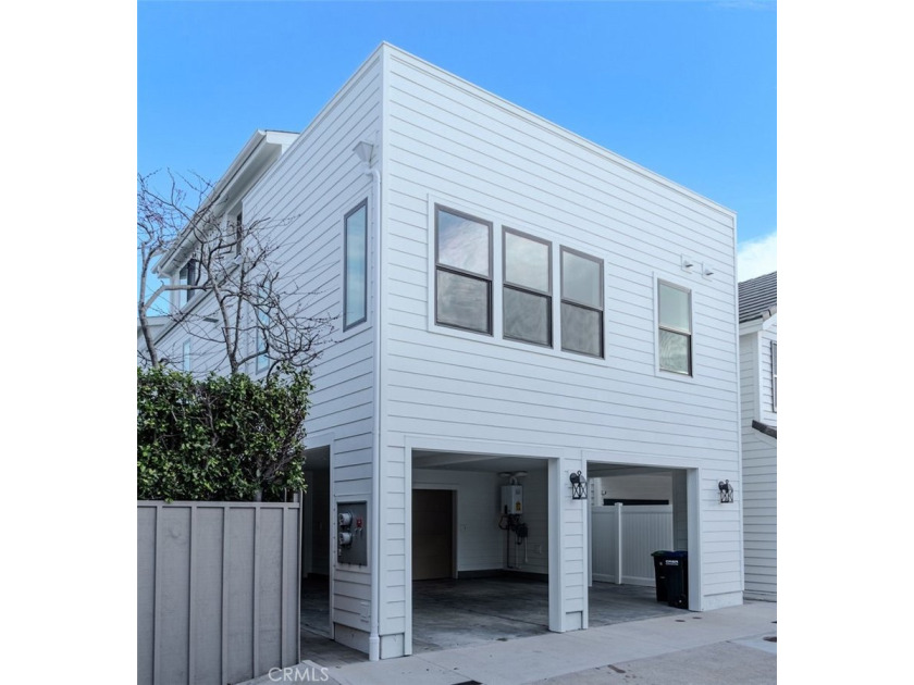 Step into the ultimate Corona del Mar lifestyle at 603 Acacia, a - photo 30