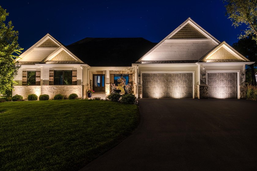 Custom built in 2023 for phenomenal entertaining &amp; restorative - photo 2