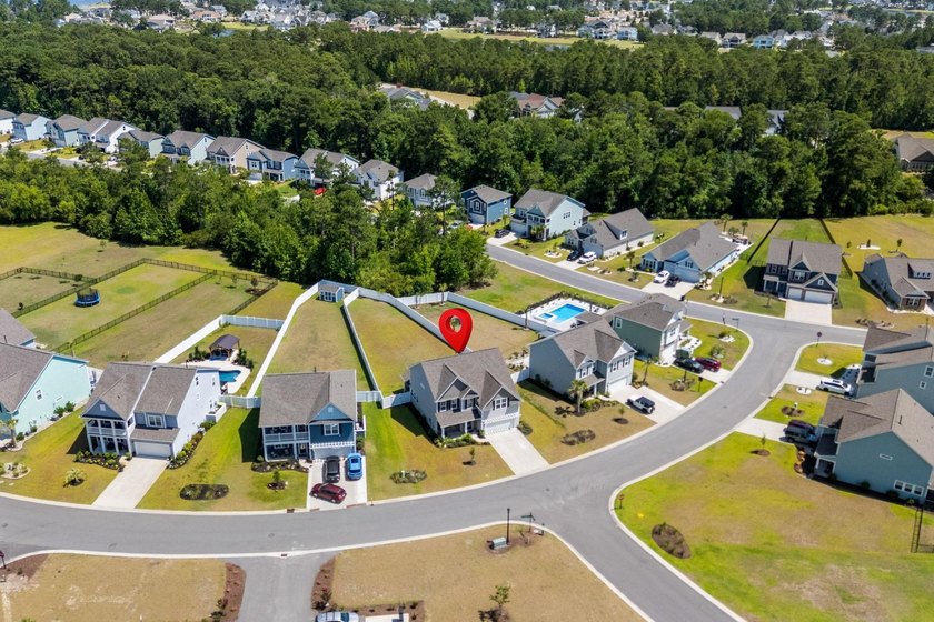 Situated on a large, premium lot that backs up to a private - photo 35