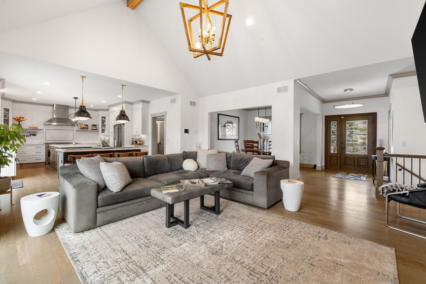Custom built in 2023 for phenomenal entertaining &amp; restorative - photo 9