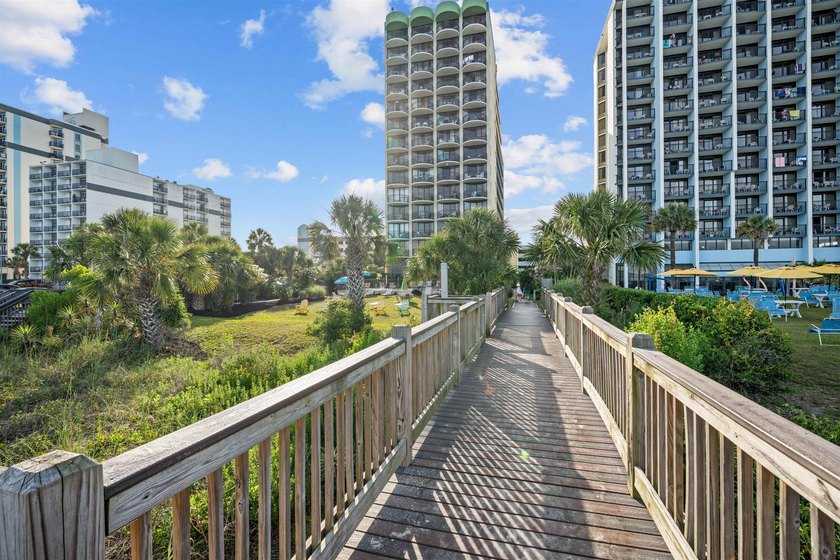 Incredible opportunity to own a fully furnished, turnkey - photo 42