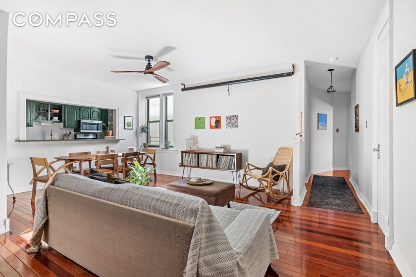 Welcome home to this sun-filled one-bedroom apartment at 7901 - photo 5