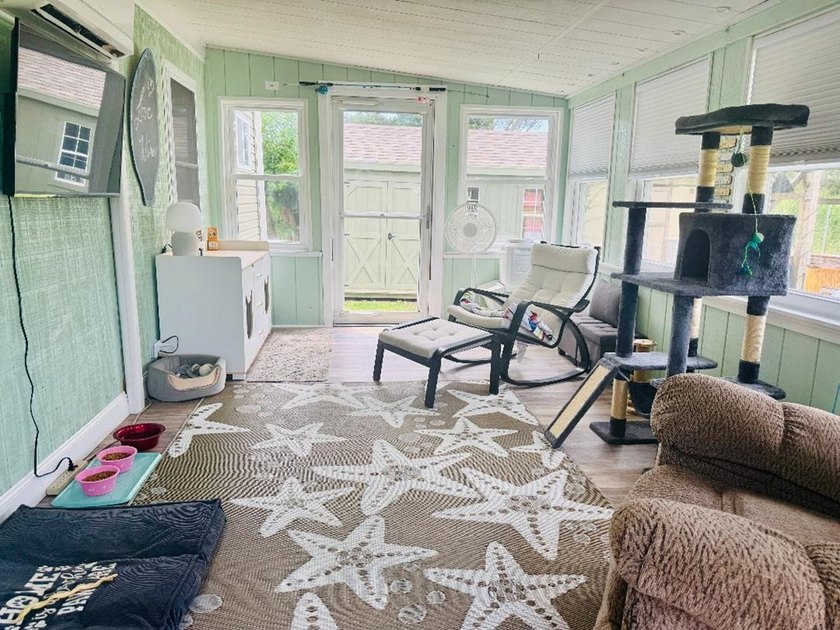 This totally renovated mobile home will be a pleasant surprise - photo 5