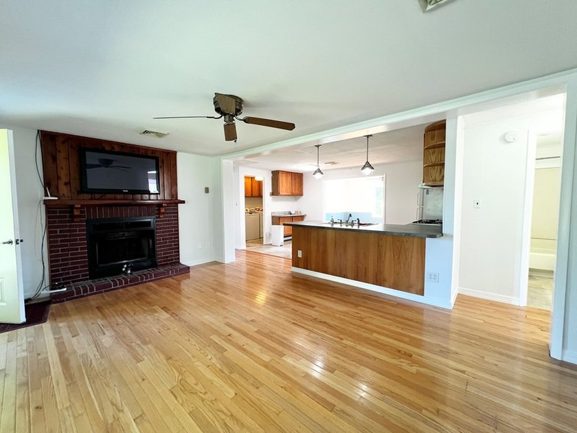 Welcome to Cedar View, where coastal living meets everyday - photo 3