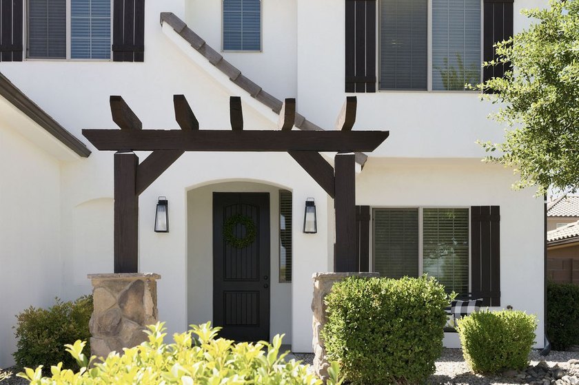 This is the home you have been waiting for, freshly renovated - photo 3