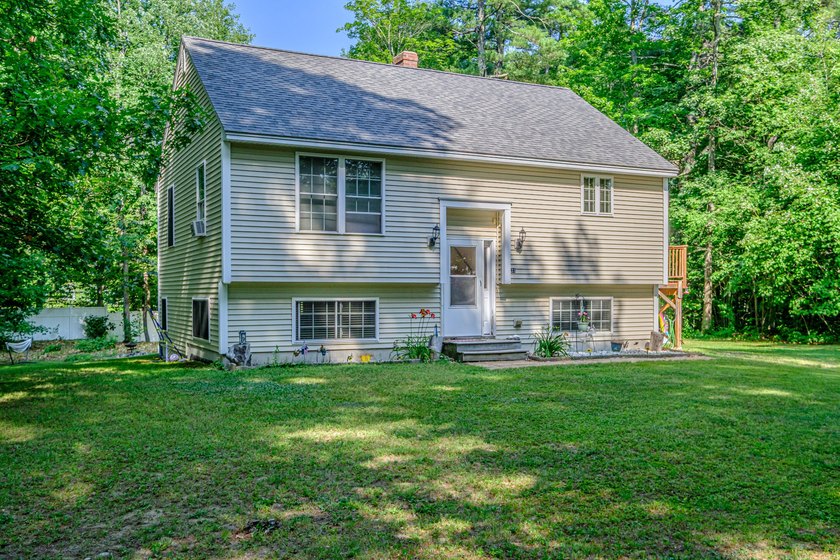 Move right into this well-maintained home, perfectly situated on - photo 2