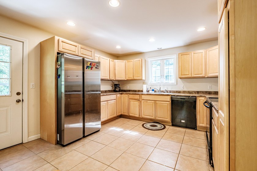 Move right into this well-maintained home, perfectly situated on - photo 10