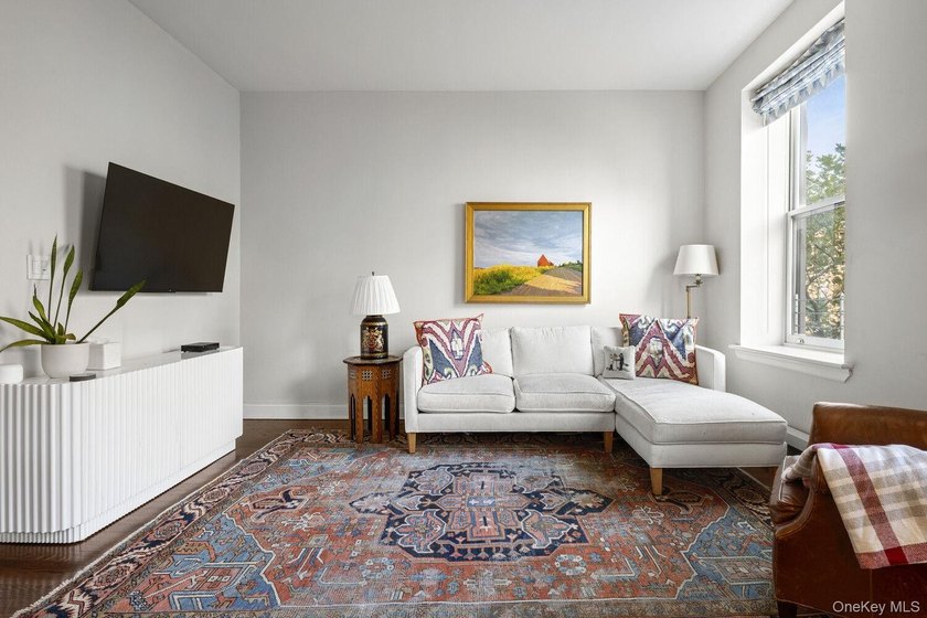 AN ELEGANT, MODERN CARROLL GARDENS GEM W/DREAM ROOFTOP TERRACE - photo 2