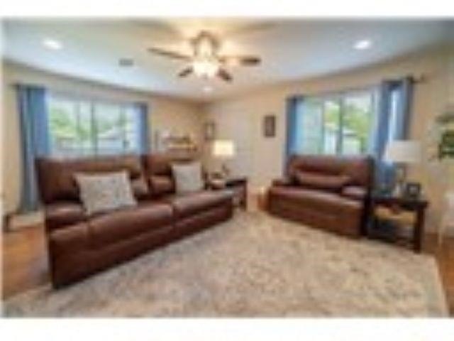 Beautifully renovated turn-key home in the heart of Brewster! - photo 11