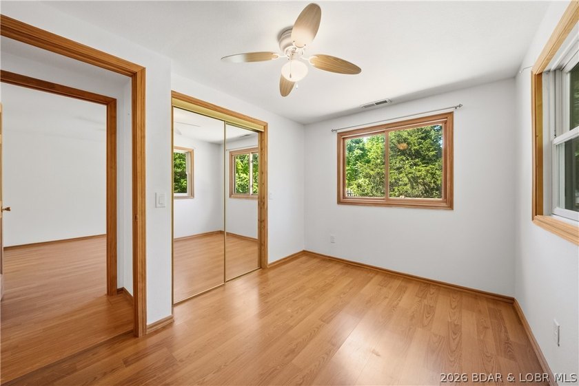 SELLER NOW OFFERING $5,000 TOWARDS CLOSING COSTS! Completely - photo 27