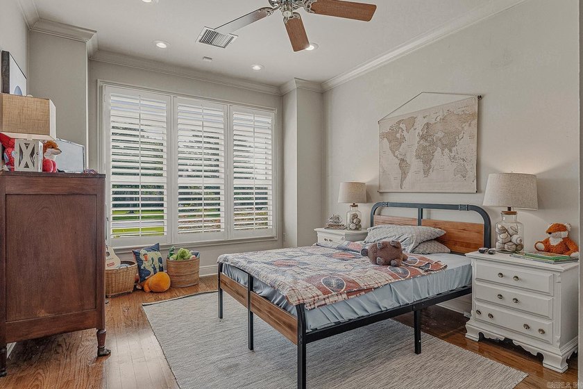 Experience golf course living at its finest in Ridgepointe! - photo 12