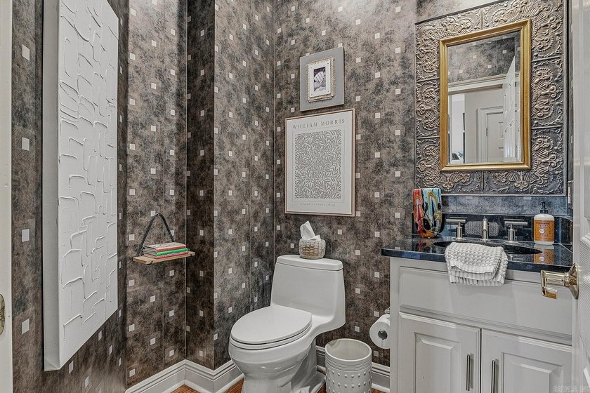 Experience golf course living at its finest in Ridgepointe! - photo 14