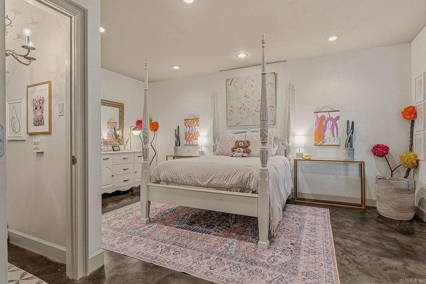 Experience golf course living at its finest in Ridgepointe! - photo 16