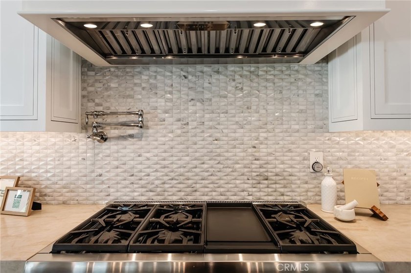 A truly extraordinary Westwood Masterpiece, offering timeless - photo 20