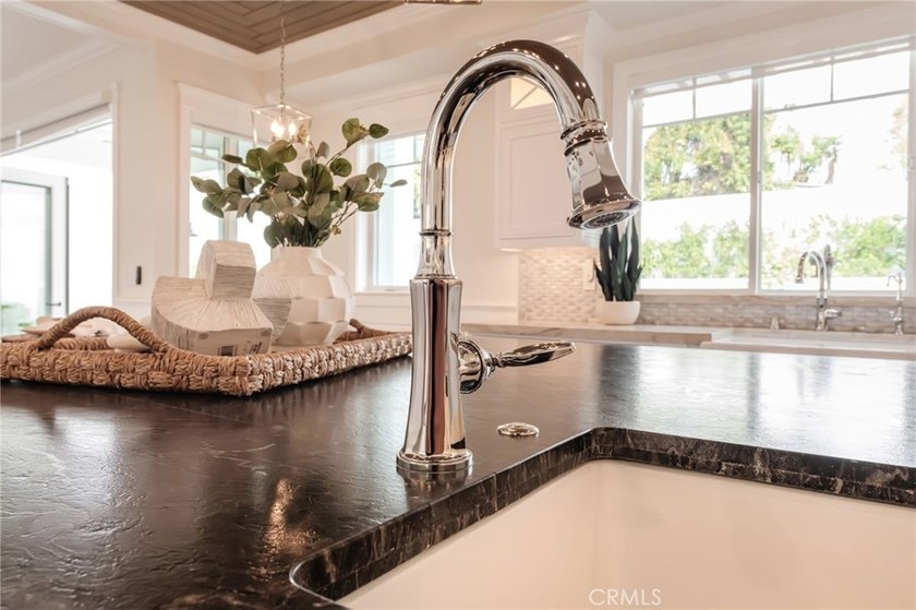 A truly extraordinary Westwood Masterpiece, offering timeless - photo 22