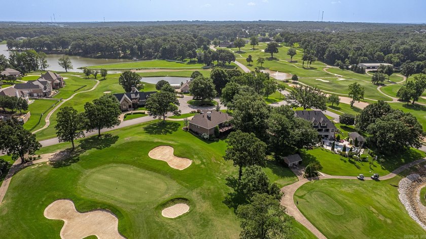 Experience golf course living at its finest in Ridgepointe! - photo 24