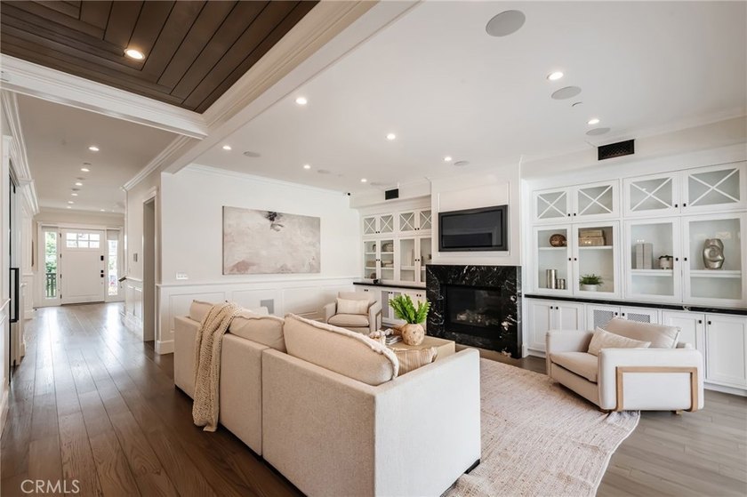 A truly extraordinary Westwood Masterpiece, offering timeless - photo 25