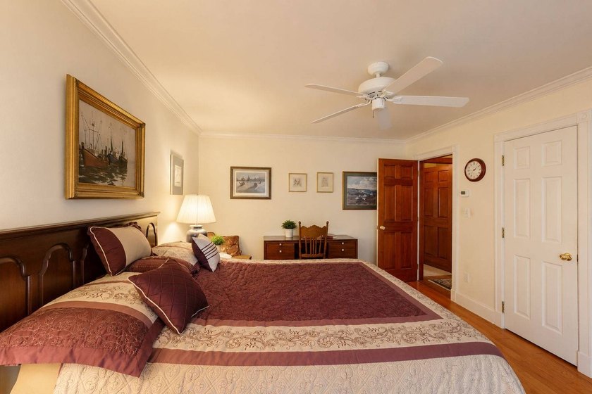 Not every listing pulls double duty-but this one does it - photo 26