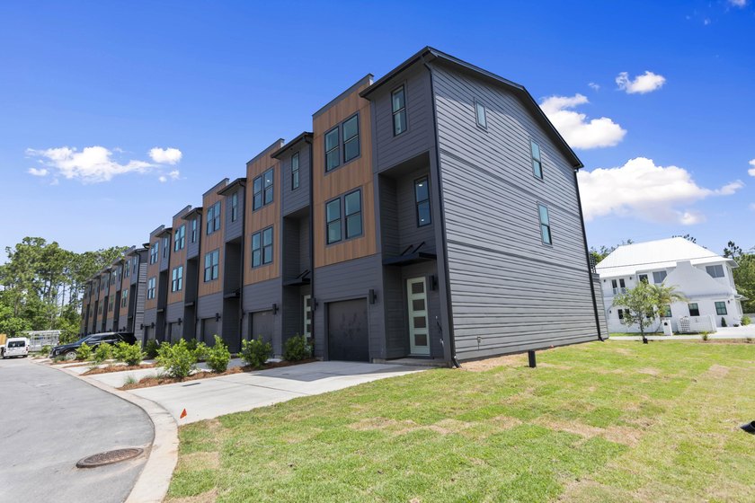 **UNDER CONSTRUCTION - EST COMPLETION OCTOBER 2026** $2,500 - photo 31