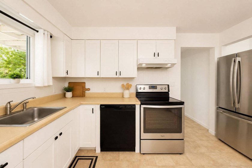 Not every listing pulls double duty-but this one does it - photo 46