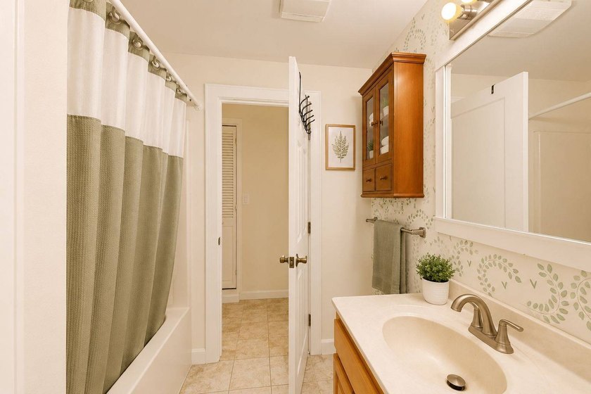 Not every listing pulls double duty-but this one does it - photo 49