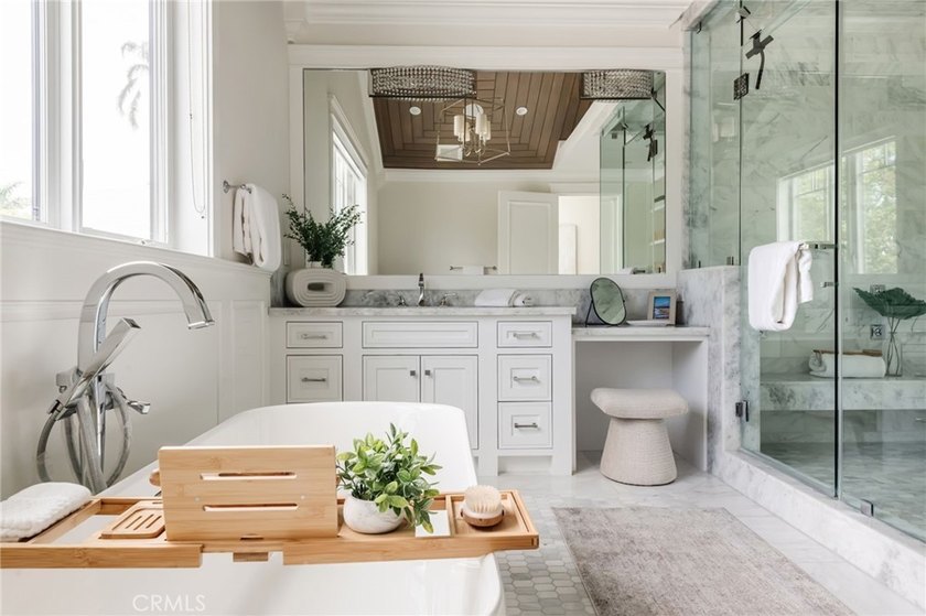A truly extraordinary Westwood Masterpiece, offering timeless - photo 50