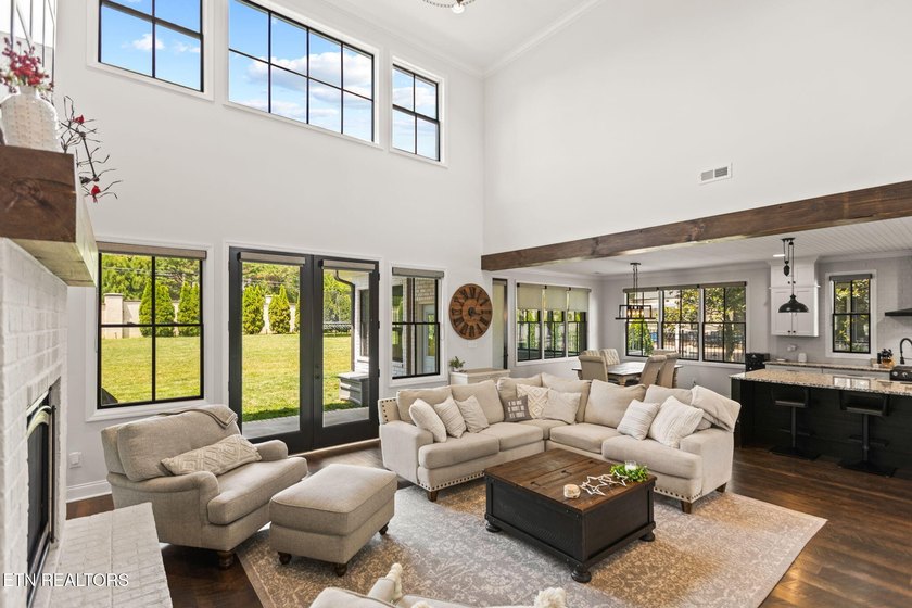 OPEN HOUSE SUN JULY 12 2-4 FOR ALL AGENTS AND CLIENTS TO VIEW! - photo 18