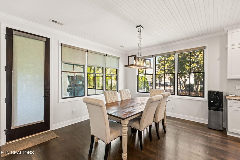 OPEN HOUSE SUN JULY 12 2-4 FOR ALL AGENTS AND CLIENTS TO VIEW! - photo 19