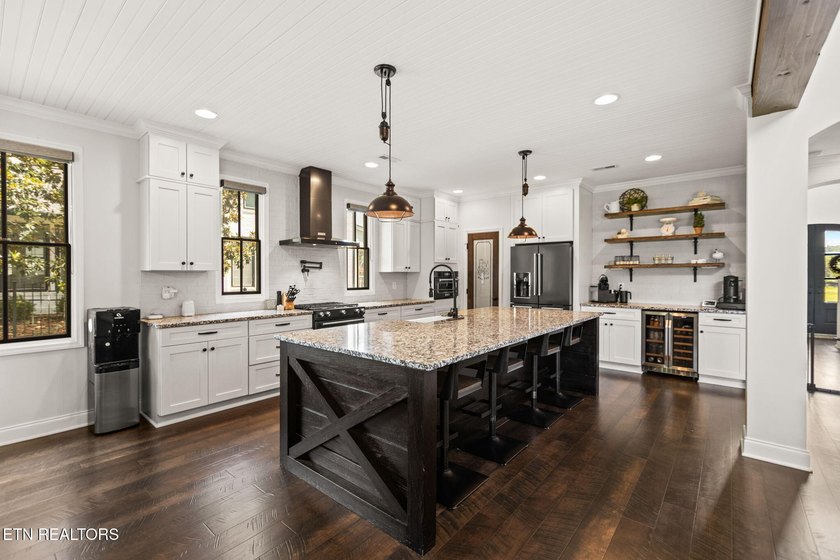 OPEN HOUSE SUN JULY 12 2-4 FOR ALL AGENTS AND CLIENTS TO VIEW! - photo 22