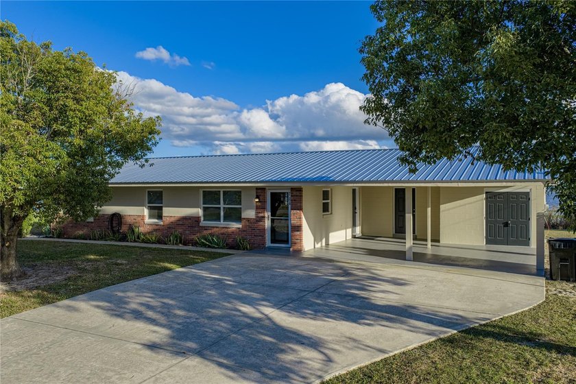 New Price on this Charming 3BR/2BA lakefront home on Lake Reedy! - photo 34