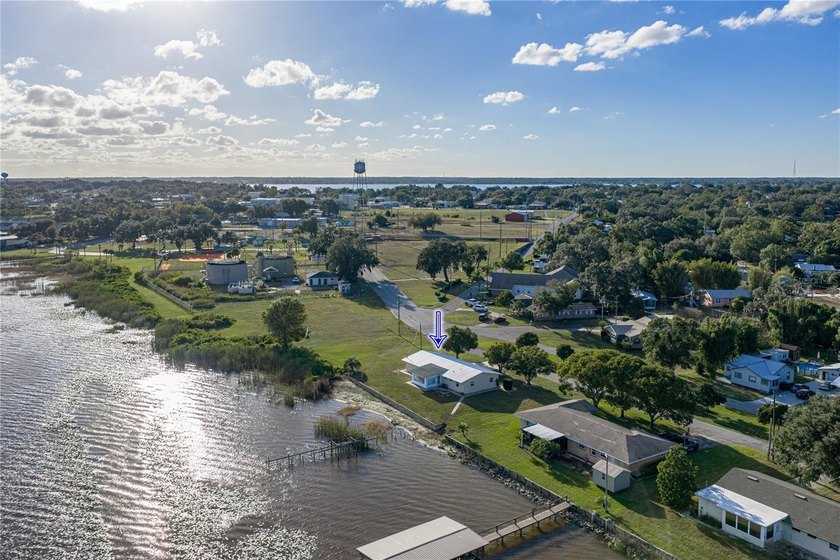 New Price on this Charming 3BR/2BA lakefront home on Lake Reedy! - photo 42