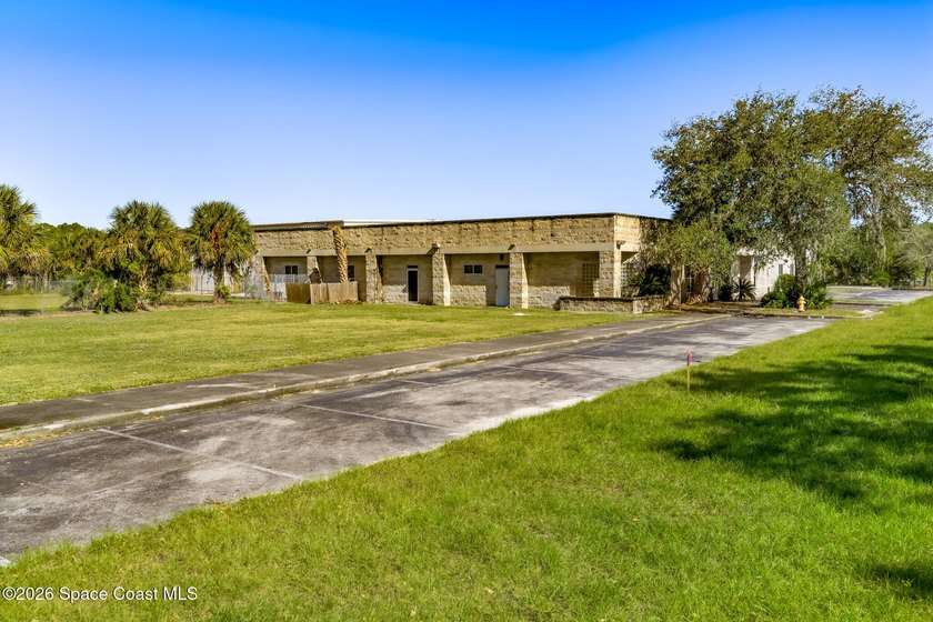 Calling all developers for this sought after Commercial Corner - photo 5