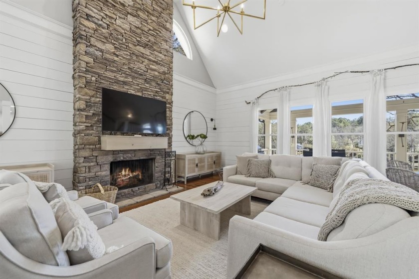 Move-In Ready Lakefront Home- Price Update SOLD - photo 7