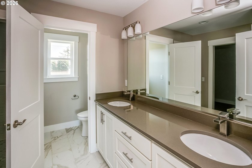 Looking for space on the North coast!? Look no further. This - photo 21