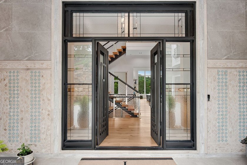 Stunning and elegant estate home on the golf course in sought - photo 5