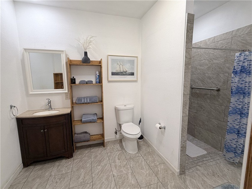 $5k in Closing Costs PAID! Just 2 minutes from Rockport Beach - photo 9
