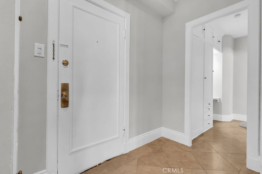 Rare corner residence at The Willmore, offering a level of - photo 12