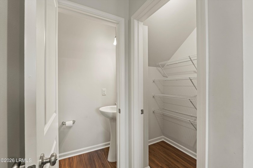 Barely lived in and meticulously maintained, this beautiful - photo 15