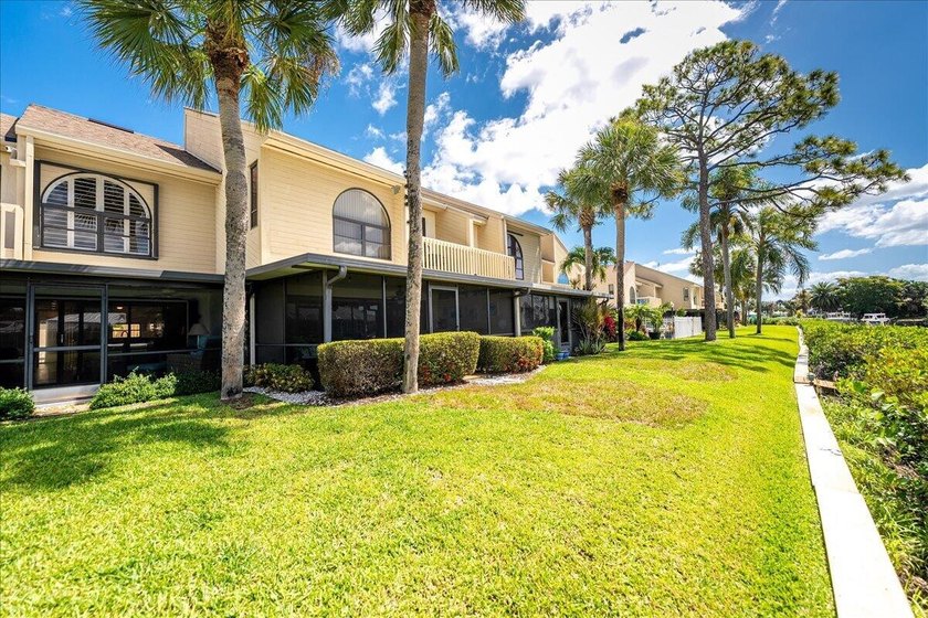 Highly sought-after waterfront community offering ocean access - photo 31