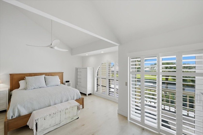 Highly sought-after waterfront community offering ocean access - photo 45
