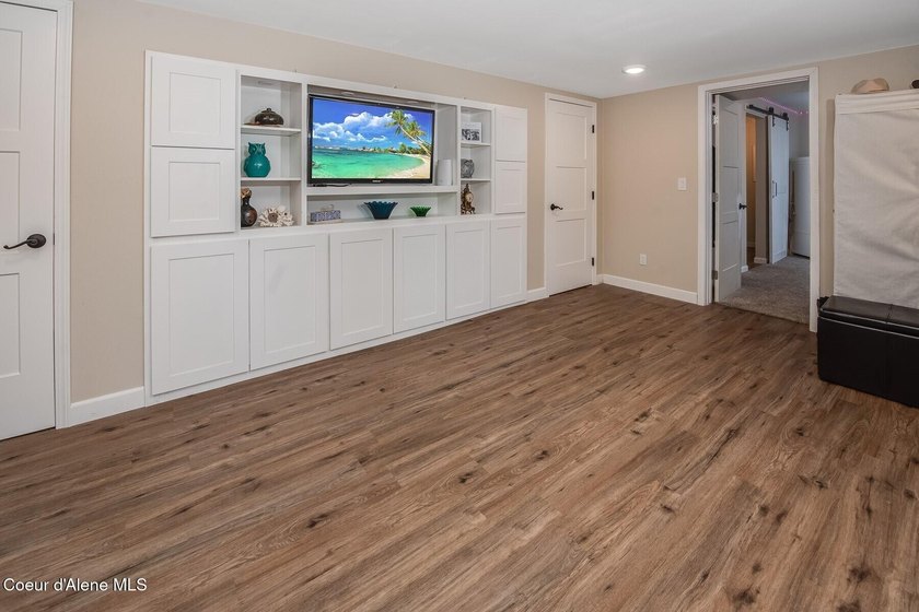 Perched on more than 8 private acres, this exceptional custom - photo 50