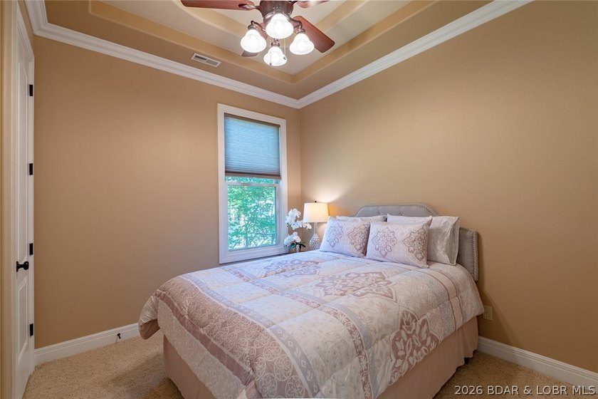 Experience lakefront living at the 17MM in the prestigious Porto - photo 14