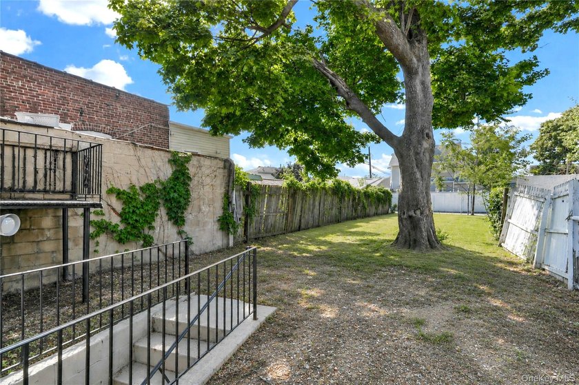 Welcome to 157-12 110th Avenue, Jamaica, NY 11433, a beautifully - photo 23