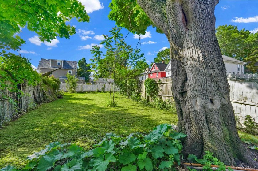 Welcome to 157-12 110th Avenue, Jamaica, NY 11433, a beautifully - photo 24