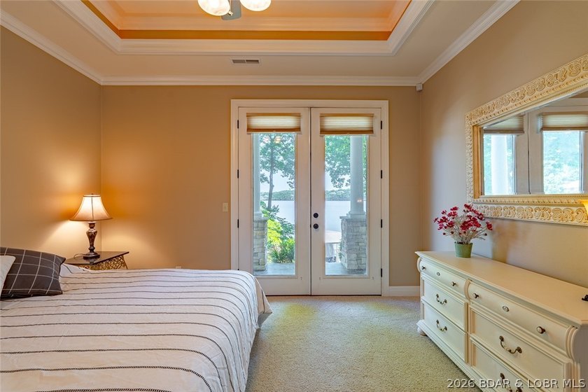 Experience lakefront living at the 17MM in the prestigious Porto - photo 30