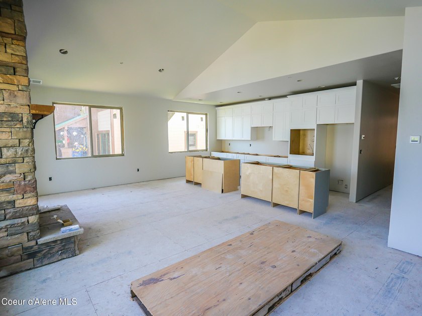 Luxury Lake view living nestled between Lake Pend Orielle and - photo 18