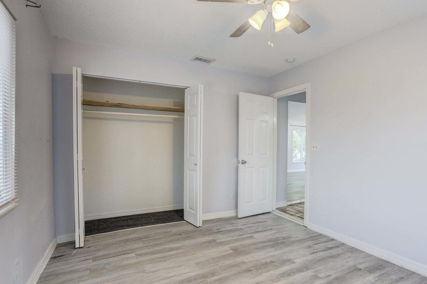 Don't miss this incredible opportunity to own an updated duplex - photo 19