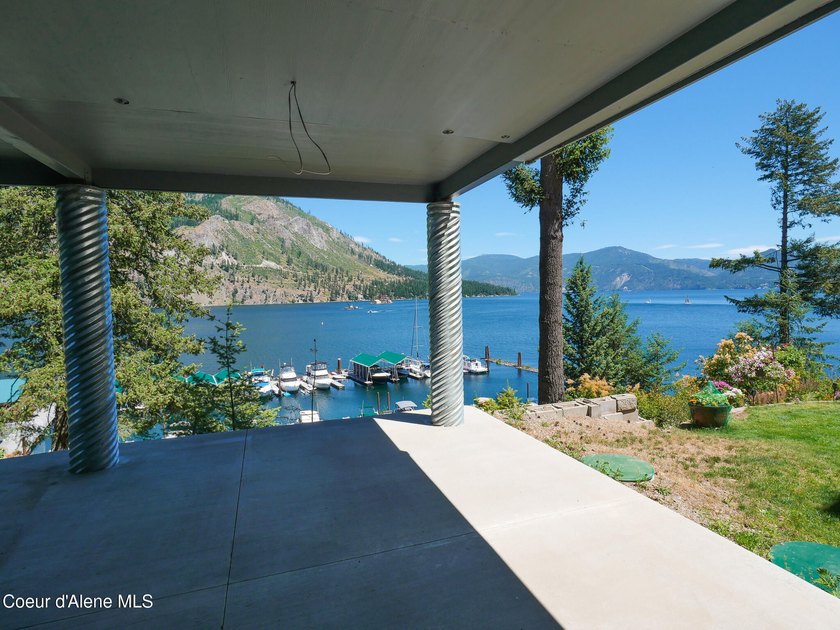 Luxury Lake view living nestled between Lake Pend Orielle and - photo 31